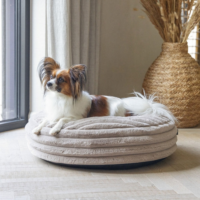 Designed by Lotte Hundebett Reza - rund, beige - 65 x 16 cm